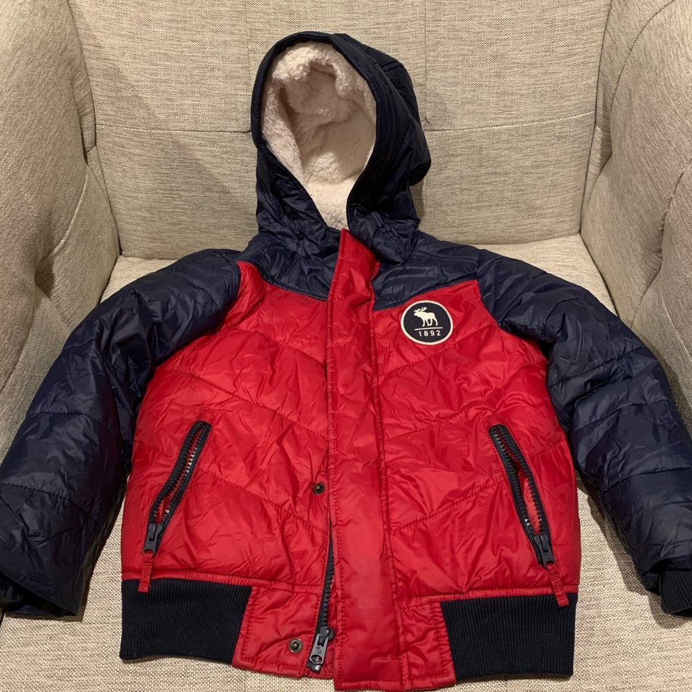 Boys Abercrombie and Fitch Puffer Coat Size 5/6